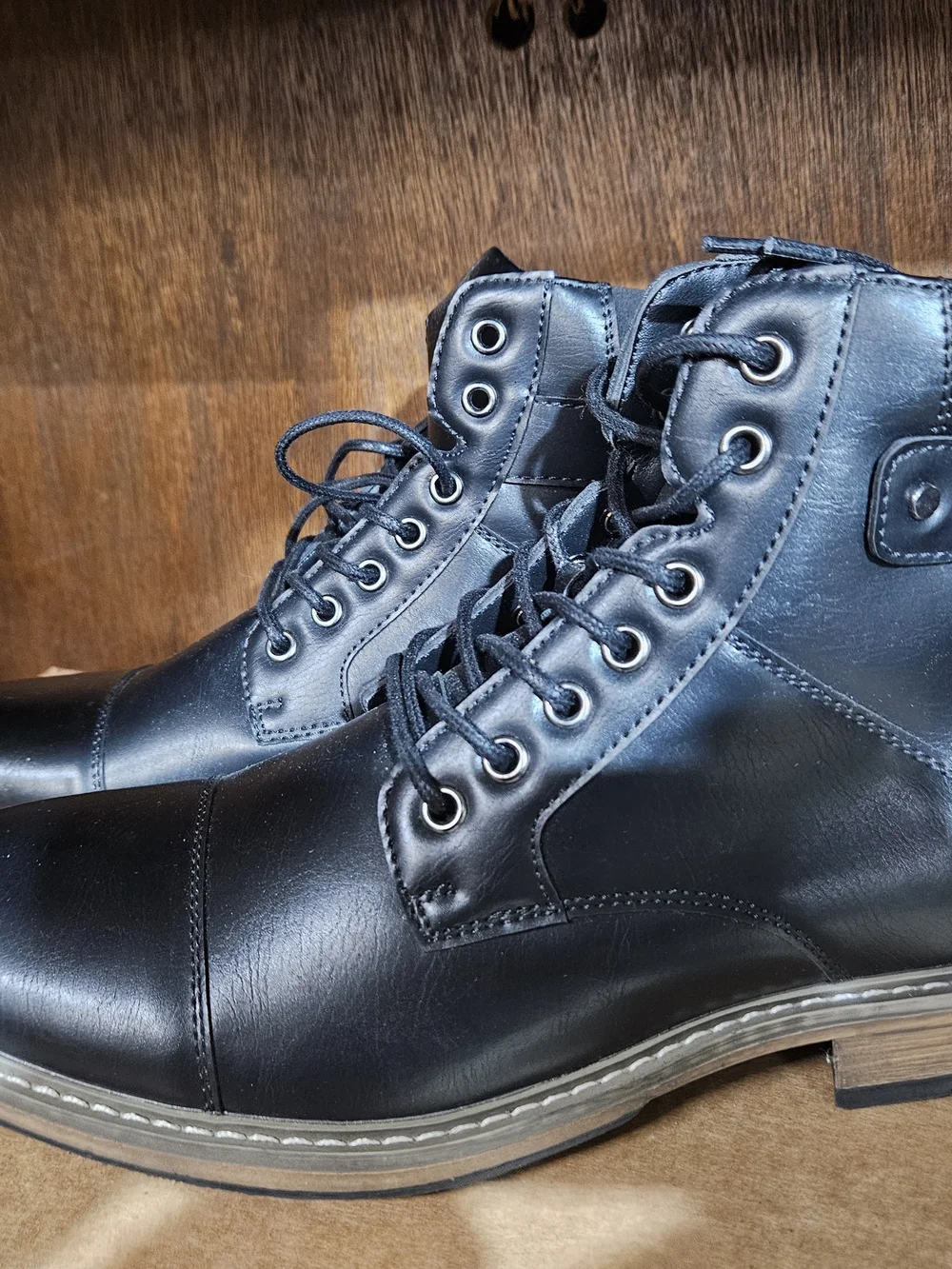jf j.ferrar Men's Black Lace-Up Cap-Toe Boots